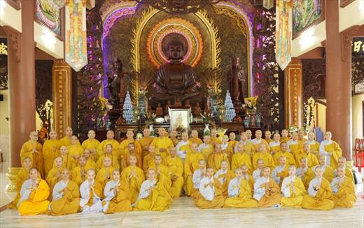 Ban Trị sự GHPGVN tỉnh Long An tưởng niệm Đức Phật hoàng Trần Nhân Tông