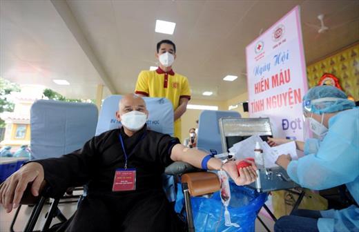 Báo Giác Ngộ đăng tin Chùa Ân Thọ tổ chức hiến máu tình nguyện đợt 7