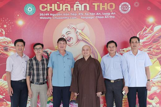CHÙA ÂN THỌ ĐÓN TIẾP CÁC ĐOÀN CHÍNH QUYỀN ĐẾN CHÚC MỪNG NHÂN DỊP VU LAN BÁO HIẾU 2025