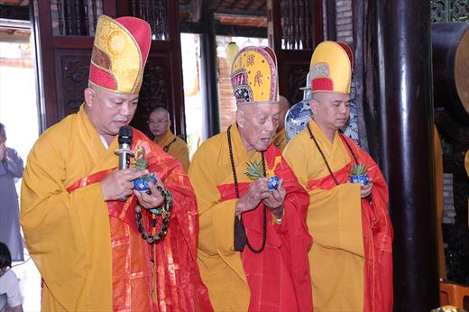 CHÙA TÀO KHÊ TRANG NGHIÊM THIẾT LẬP ĐÀN TRÀNG ĐỊA TẠNG CHÙA TÀO KHÊ TRANG NGHIÊM THIẾT LẬP ĐÀN TRÀNG ĐỊA TẠNG