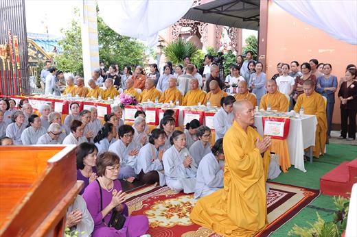 ĐẠI LỄ VU LAN THẮNG HỘI TẠI CHÙA PHẬT QUANG