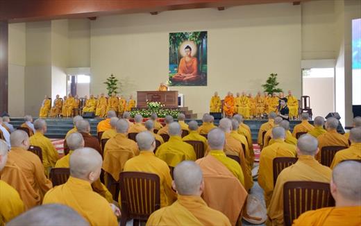 Hòa thượng Viện trưởng khai thị mở đầu khóa huân tu an cư ở Học viện Phật giáo VN tại TP.HCM