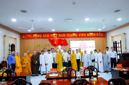 Hội nghị họp mặt dân tộc, tôn giáo năm 2025 của Mặt trận Tổ quốc phường Long An