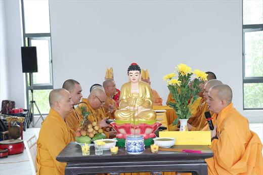 Lễ cầu siêu trọng thể tại công viên nghĩa trang Vĩnh Hằng – huyện Thạnh Hoá