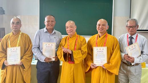 PHIÊN HỘI THẢO CHỦ ĐỀ 5, DIỄN ĐÀN 2: THÚC ĐẨY ĐOÀN KẾT – NỖ LỰC HỢP TÁC VÌ HOÀ BÌNH TOÀN CẦU PHIÊN HỘI THẢO CHỦ ĐỀ 5, DIỄN ĐÀN 2: THÚC ĐẨY ĐOÀN KẾT – NỖ LỰC HỢP TÁC VÌ HOÀ BÌNH TOÀN CẦU