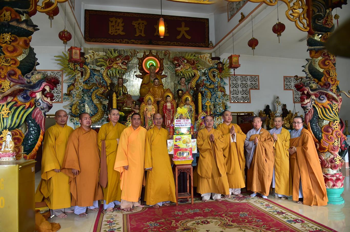 Ban Trị sự Phật giáo Thành phố Tân An chúc Tết đến 30 tự viện trên địa bàn