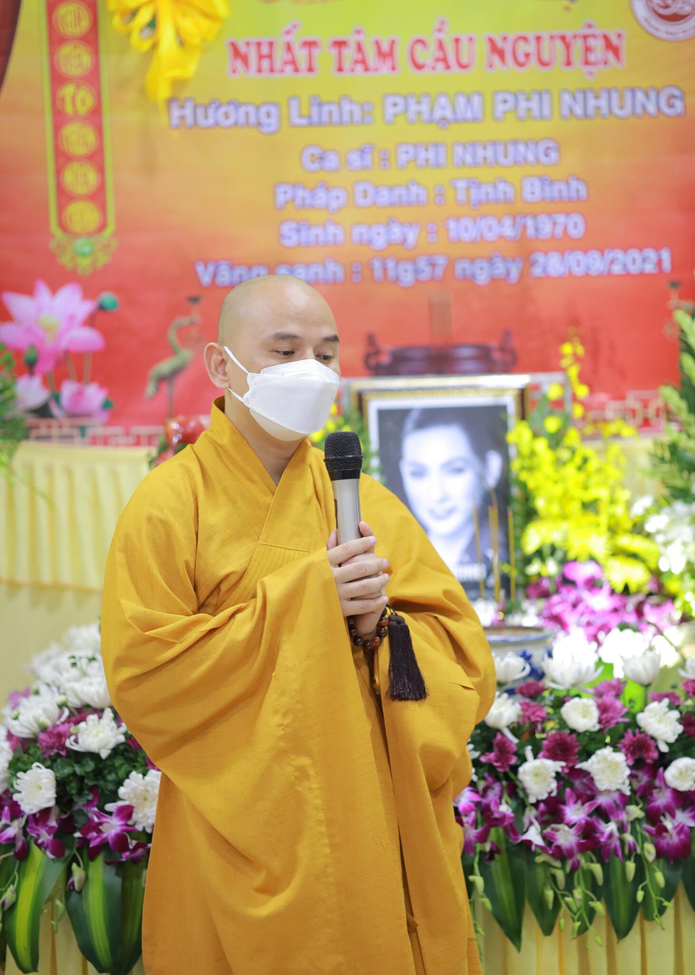Lễ tưởng niệm cầu siêu ca sĩ Phi Nhung tại Chùa Ân Thọ