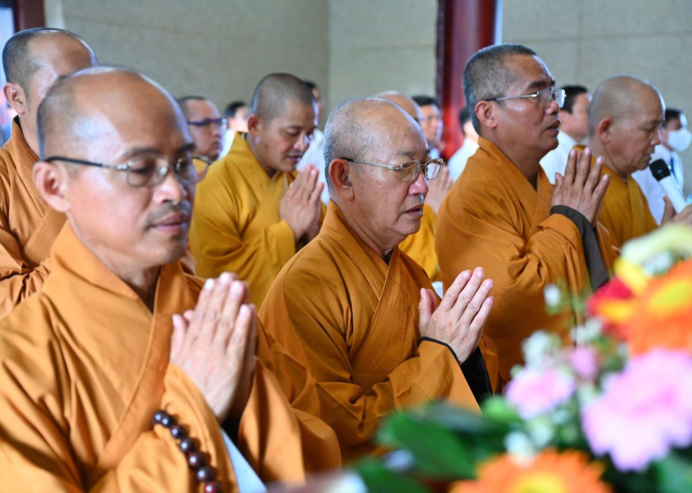 Phật giáo tỉnh Long An Tưởng niệm Anh hùng liệt sĩ nhân kỷ niệm 75 năm ngày Thương binh – Liệt sĩ