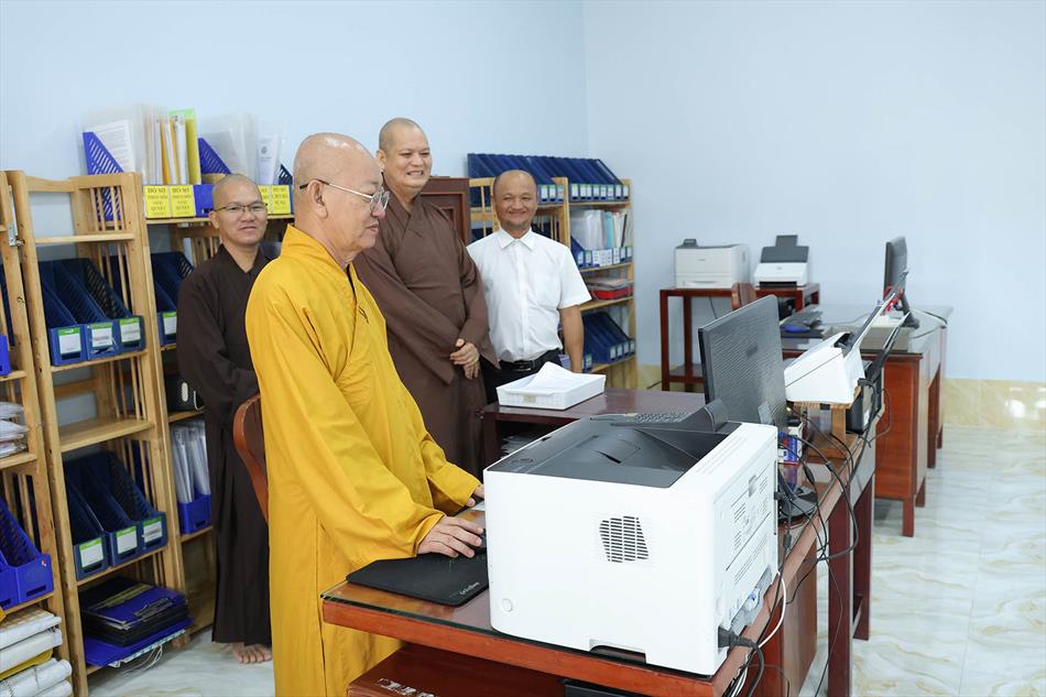2 THAM QUAN CÔNG TRÌNH XÂY DỰNG TRỤ SỞ MỚI CỦA BAN TRỊ SỰ 2 THAM QUAN CÔNG TRÌNH XÂY DỰNG TRỤ SỞ MỚI CỦA BAN TRỊ SỰ