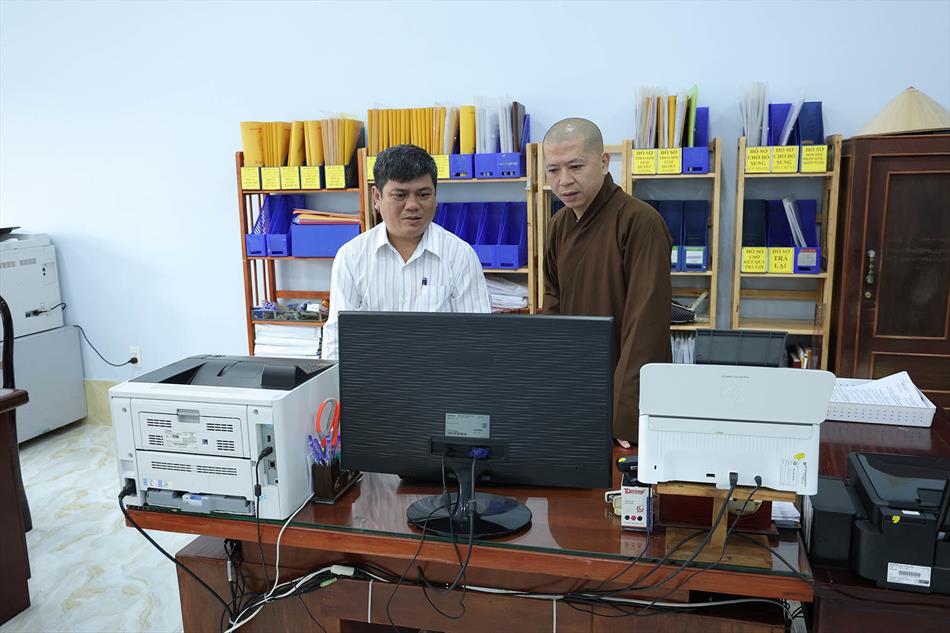 2 THAM QUAN CÔNG TRÌNH XÂY DỰNG TRỤ SỞ MỚI CỦA BAN TRỊ SỰ 2 THAM QUAN CÔNG TRÌNH XÂY DỰNG TRỤ SỞ MỚI CỦA BAN TRỊ SỰ