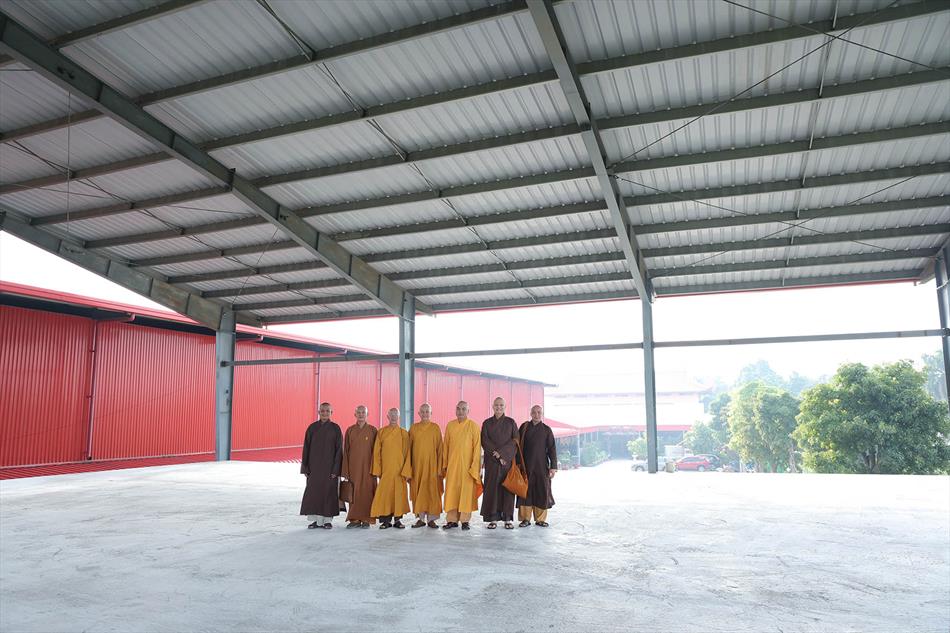 2 THAM QUAN CÔNG TRÌNH XÂY DỰNG TRỤ SỞ MỚI CỦA BAN TRỊ SỰ 2 THAM QUAN CÔNG TRÌNH XÂY DỰNG TRỤ SỞ MỚI CỦA BAN TRỊ SỰ