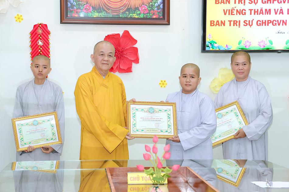 Ban Trị sự GHPGVN tỉnh Long An thăm và làm việc tại huyện Tân Trụ Ban Trị sự GHPGVN tỉnh Long An thăm và làm việc tại huyện Tân Trụ