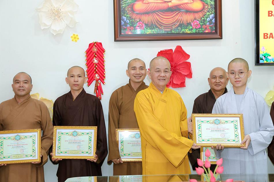 Ban Trị sự GHPGVN tỉnh Long An thăm và làm việc tại huyện Tân Trụ Ban Trị sự GHPGVN tỉnh Long An thăm và làm việc tại huyện Tân Trụ