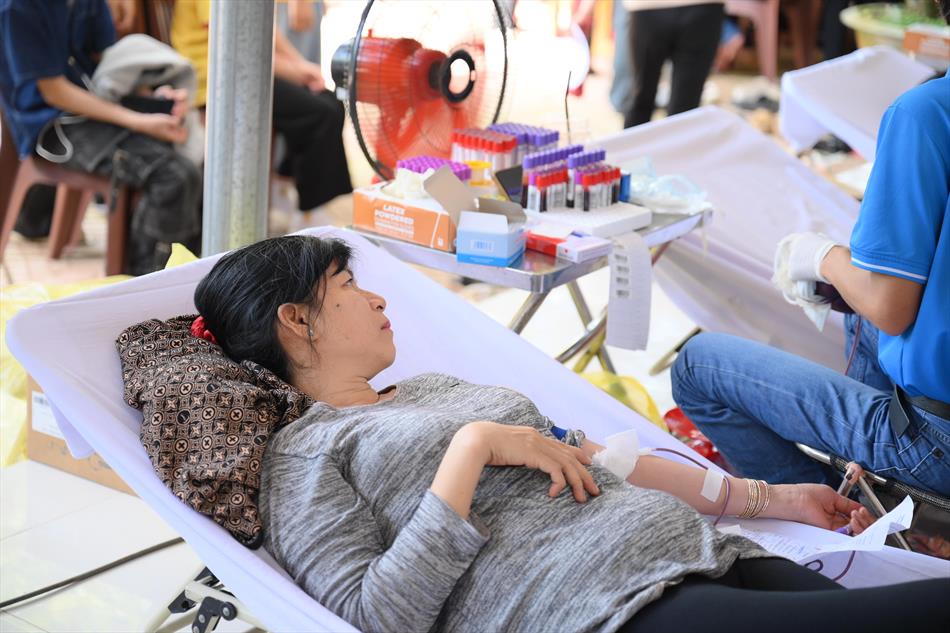 6 HIẾN MÁU TƯƠI ĐẸP 6 HIẾN MÁU TƯƠI ĐẸP