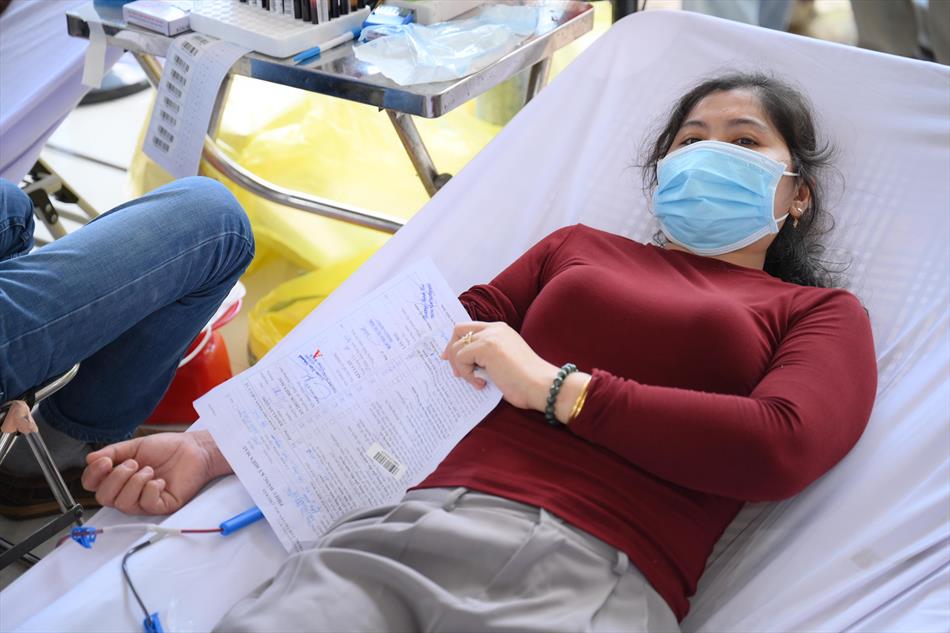 6 HIẾN MÁU TƯƠI ĐẸP 6 HIẾN MÁU TƯƠI ĐẸP