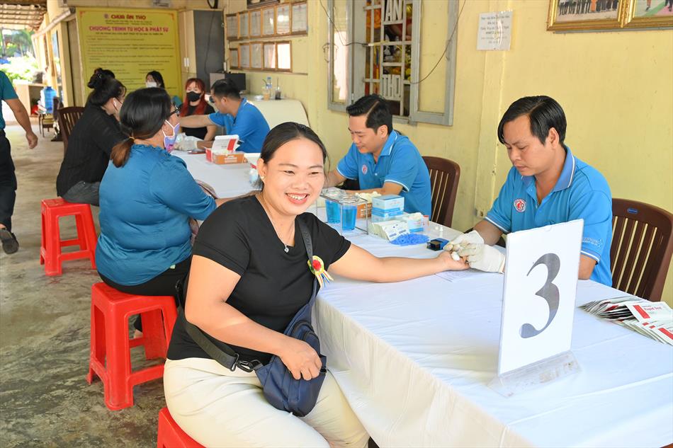 1 TIẾP NHẬN - KHÁM SÀN LỌC 1 TIẾP NHẬN - KHÁM SÀN LỌC