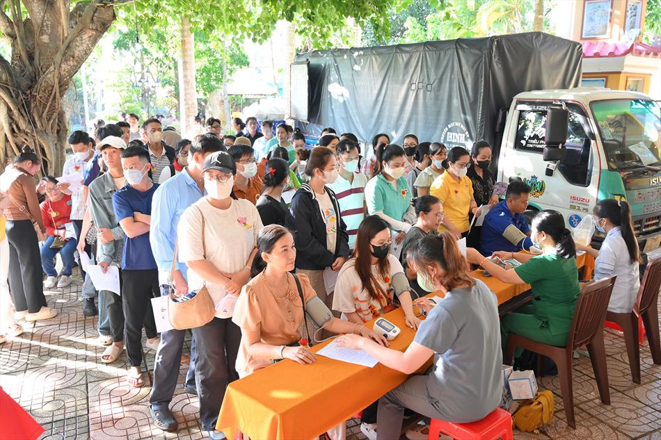 1 TIẾP NHẬN - KHÁM SÀN LỌC 1 TIẾP NHẬN - KHÁM SÀN LỌC