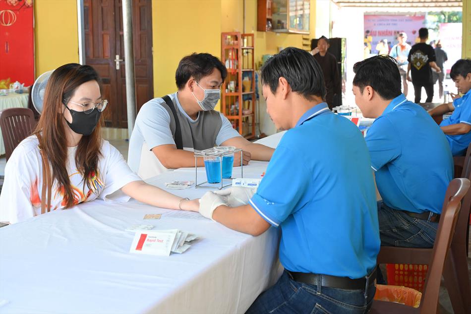 1 TIẾP NHẬN - KHÁM SÀN LỌC 1 TIẾP NHẬN - KHÁM SÀN LỌC