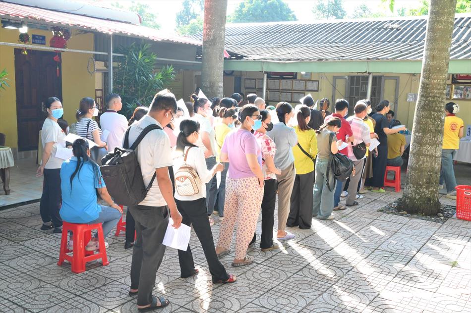 1 TIẾP NHẬN - KHÁM SÀN LỌC 1 TIẾP NHẬN - KHÁM SÀN LỌC