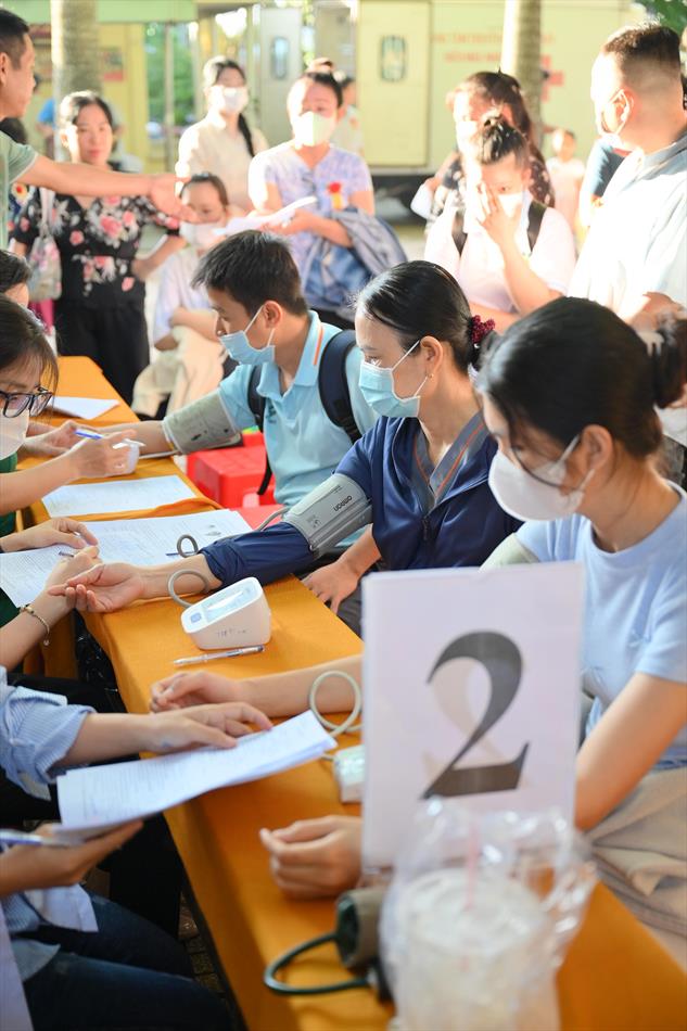 1 TIẾP NHẬN - KHÁM SÀN LỌC 1 TIẾP NHẬN - KHÁM SÀN LỌC