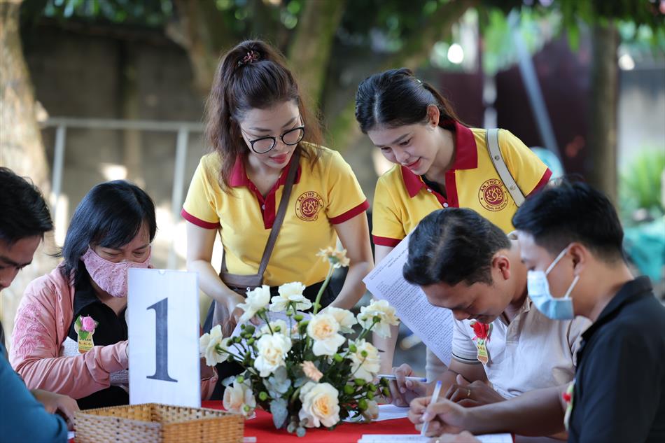 1 TIẾP NHẬN - KHÁM SÀN LỌC 1 TIẾP NHẬN - KHÁM SÀN LỌC