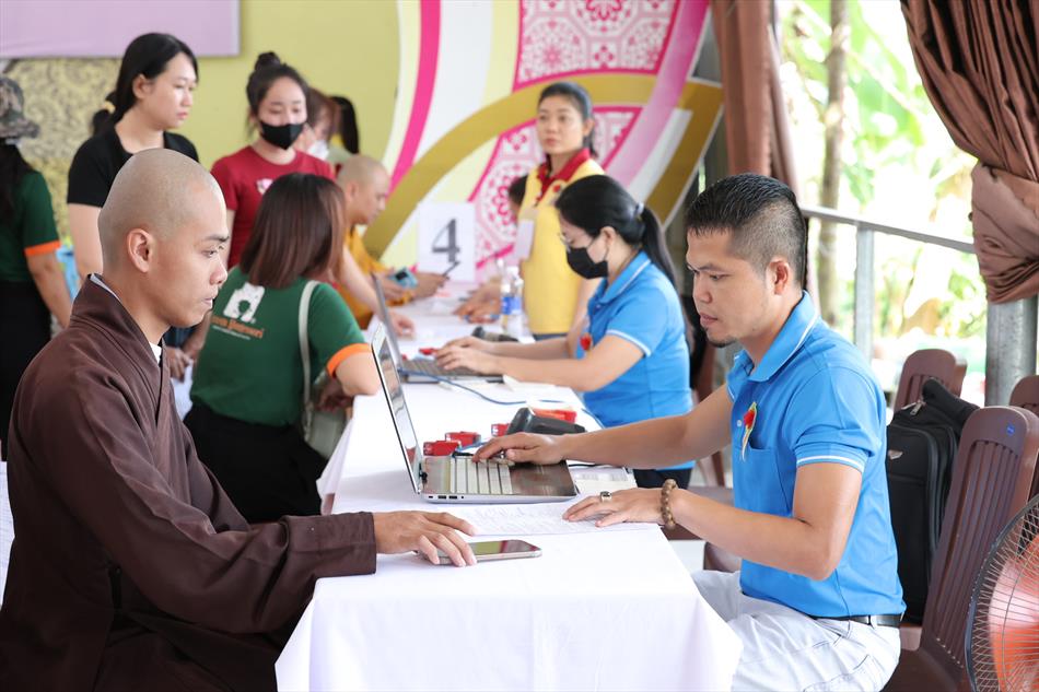 1 TIẾP NHẬN - KHÁM SÀN LỌC 1 TIẾP NHẬN - KHÁM SÀN LỌC