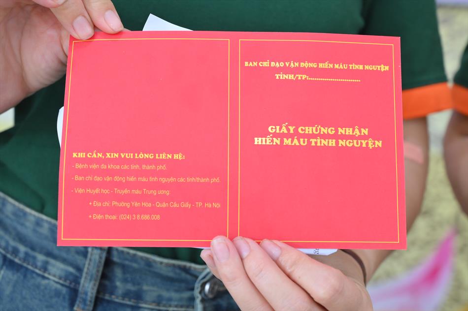 6 HIẾN MÁU TƯƠI ĐẸP 6 HIẾN MÁU TƯƠI ĐẸP