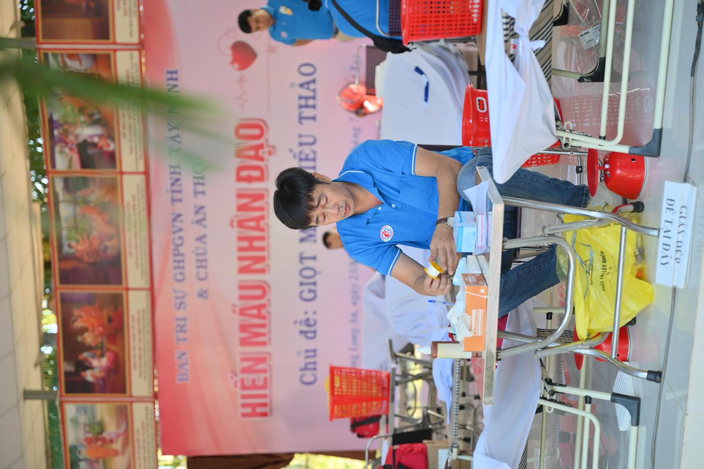 6 HIẾN MÁU TƯƠI ĐẸP 6 HIẾN MÁU TƯƠI ĐẸP