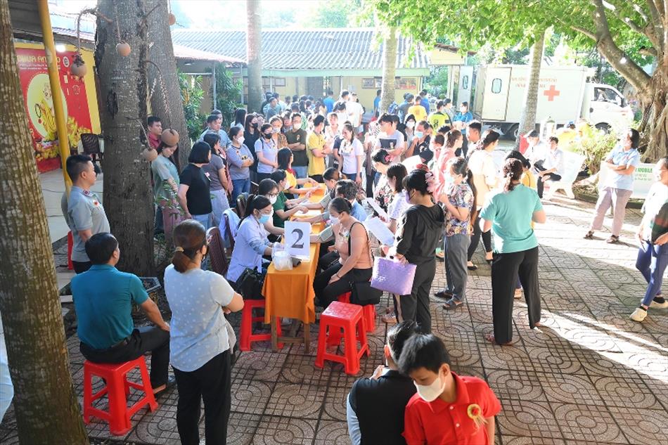 1 TIẾP NHẬN - KHÁM SÀN LỌC 1 TIẾP NHẬN - KHÁM SÀN LỌC