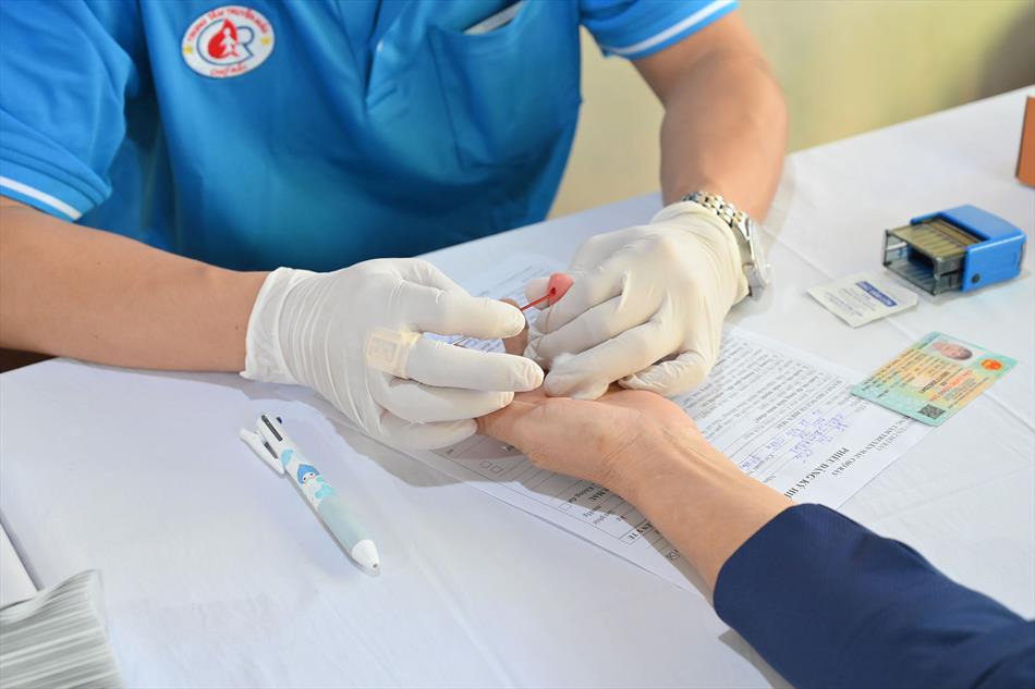 1 TIẾP NHẬN - KHÁM SÀN LỌC 1 TIẾP NHẬN - KHÁM SÀN LỌC
