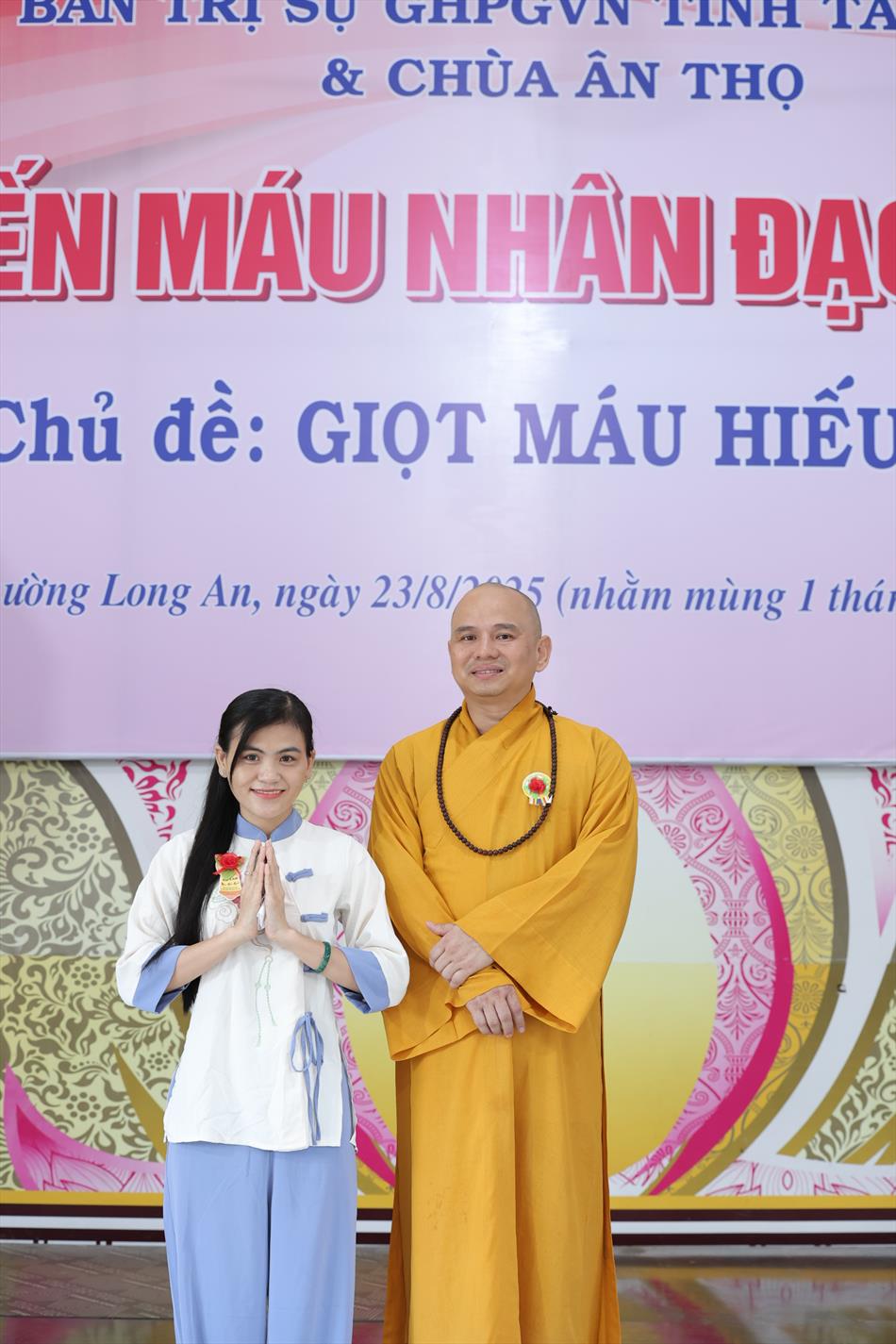 10 KHOẢNH KHẮC ĐÁNG NHỚ 10 KHOẢNH KHẮC ĐÁNG NHỚ