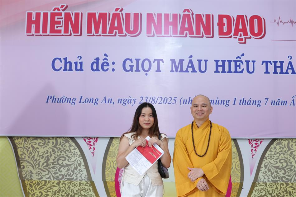 10 KHOẢNH KHẮC ĐÁNG NHỚ 10 KHOẢNH KHẮC ĐÁNG NHỚ