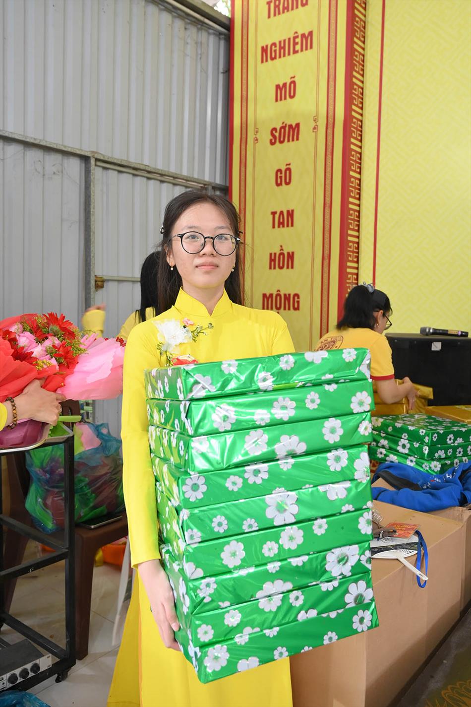 10 KHOẢNH KHẮC ĐÁNG NHỚ 10 KHOẢNH KHẮC ĐÁNG NHỚ