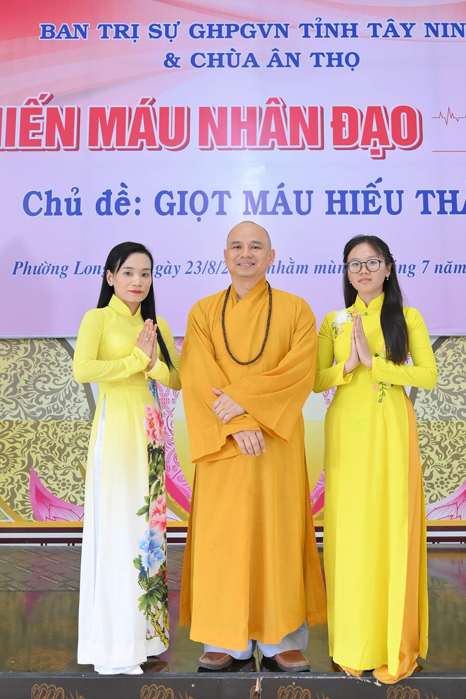 10 KHOẢNH KHẮC ĐÁNG NHỚ 10 KHOẢNH KHẮC ĐÁNG NHỚ