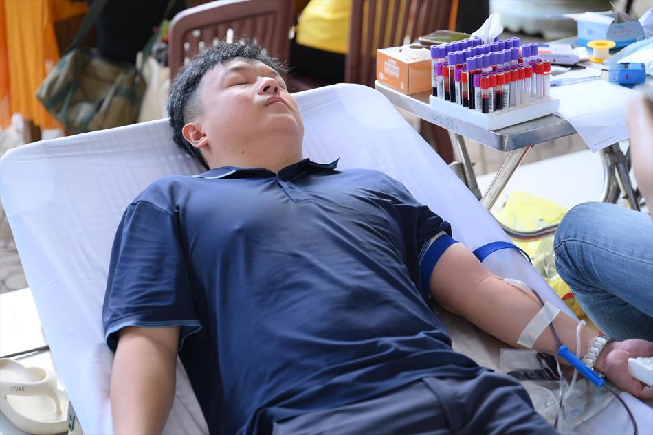 6 HIẾN MÁU TƯƠI ĐẸP 6 HIẾN MÁU TƯƠI ĐẸP