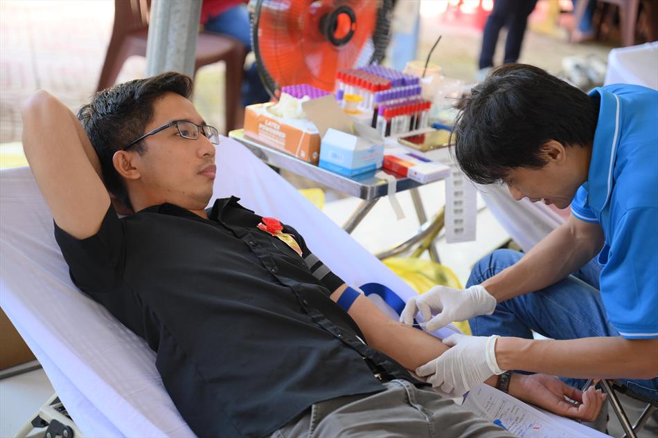 6 HIẾN MÁU TƯƠI ĐẸP 6 HIẾN MÁU TƯƠI ĐẸP