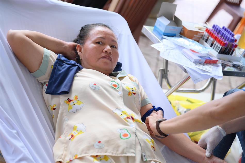 6 HIẾN MÁU TƯƠI ĐẸP 6 HIẾN MÁU TƯƠI ĐẸP