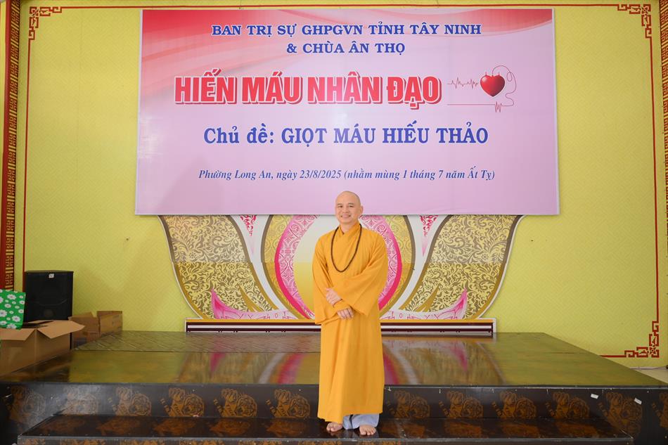 10 KHOẢNH KHẮC ĐÁNG NHỚ 10 KHOẢNH KHẮC ĐÁNG NHỚ
