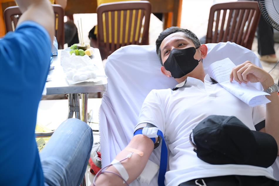 6 HIẾN MÁU TƯƠI ĐẸP 6 HIẾN MÁU TƯƠI ĐẸP