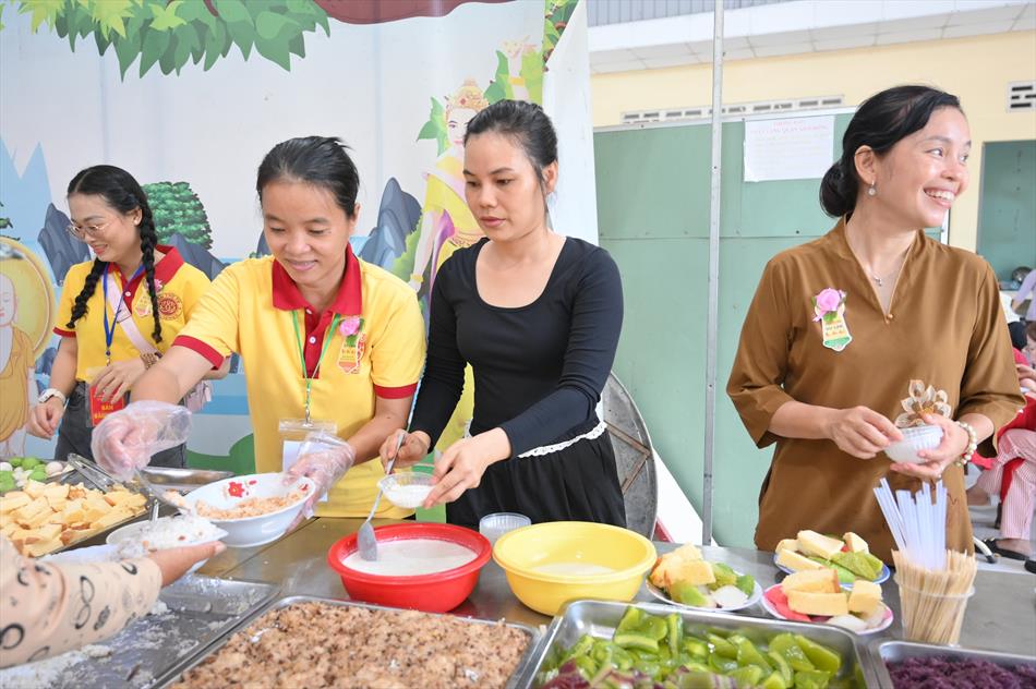 9 CHUẨN BỊ - ẨM THỰC 9 CHUẨN BỊ - ẨM THỰC
