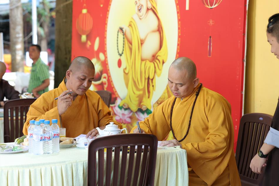 1 TIẾP NHẬN - KHÁM SÀN LỌC 1 TIẾP NHẬN - KHÁM SÀN LỌC