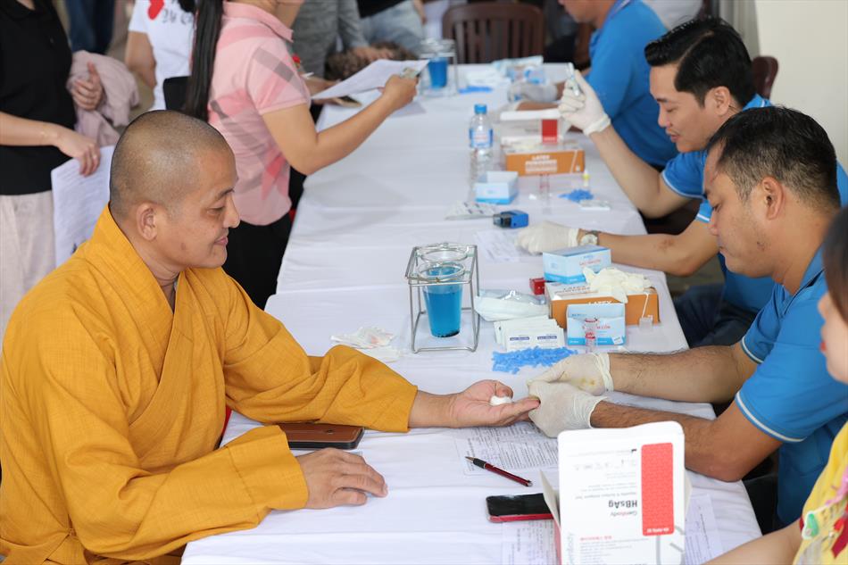1 TIẾP NHẬN - KHÁM SÀN LỌC 1 TIẾP NHẬN - KHÁM SÀN LỌC