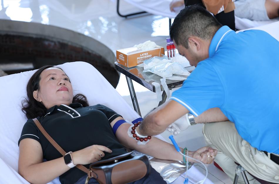 6 HIẾN MÁU TƯƠI ĐẸP 6 HIẾN MÁU TƯƠI ĐẸP