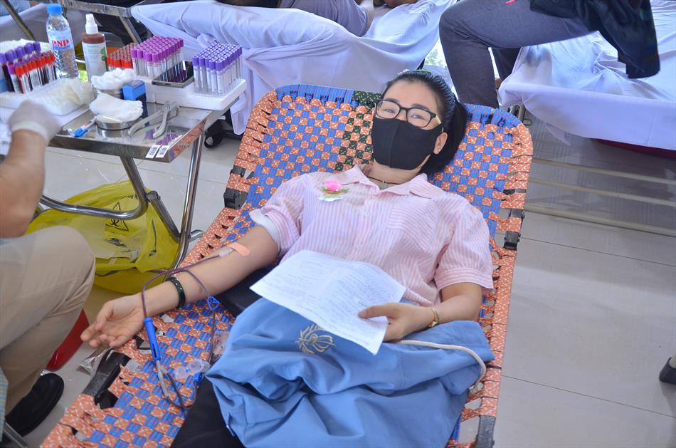 6 HIẾN MÁU TƯƠI ĐẸP 6 HIẾN MÁU TƯƠI ĐẸP