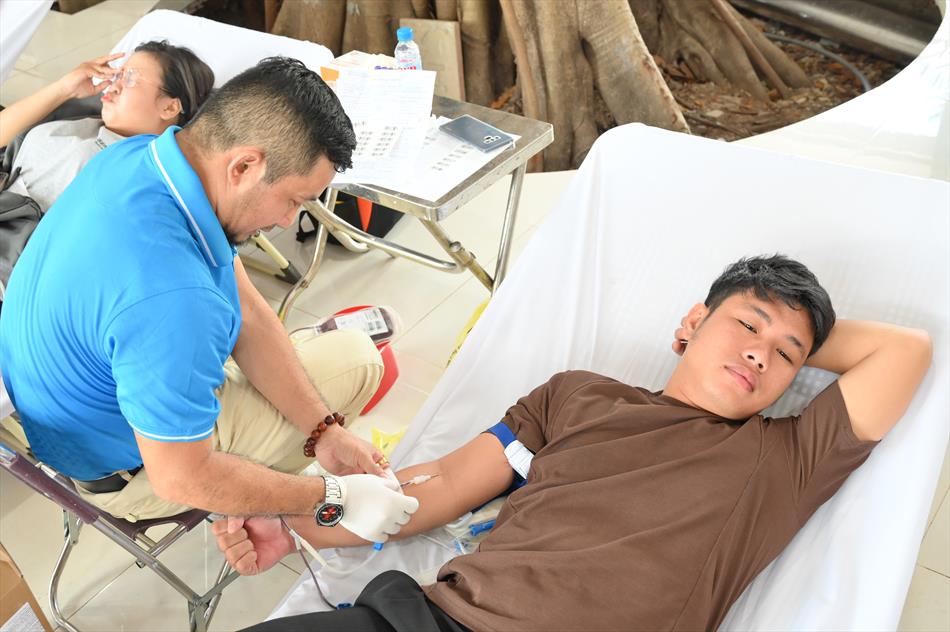 6 HIẾN MÁU TƯƠI ĐẸP 6 HIẾN MÁU TƯƠI ĐẸP