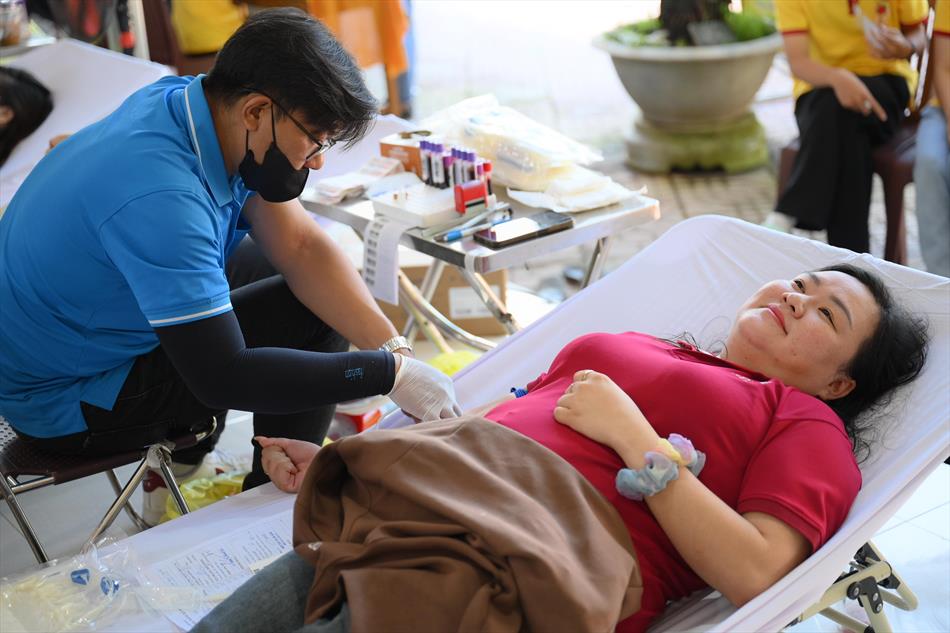 6 HIẾN MÁU TƯƠI ĐẸP 6 HIẾN MÁU TƯƠI ĐẸP
