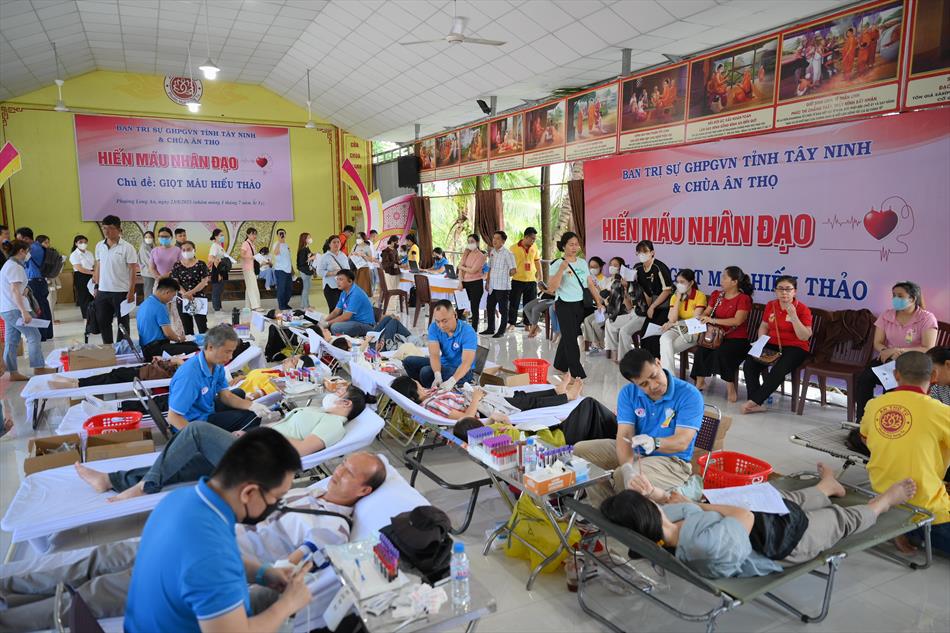 5 KHÔNG GIAN LẤY MÁU - CHỜ ĐẾN LƯỢT 5 KHÔNG GIAN LẤY MÁU - CHỜ ĐẾN LƯỢT