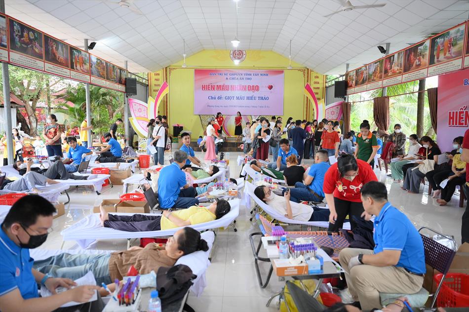 5 KHÔNG GIAN LẤY MÁU - CHỜ ĐẾN LƯỢT 5 KHÔNG GIAN LẤY MÁU - CHỜ ĐẾN LƯỢT