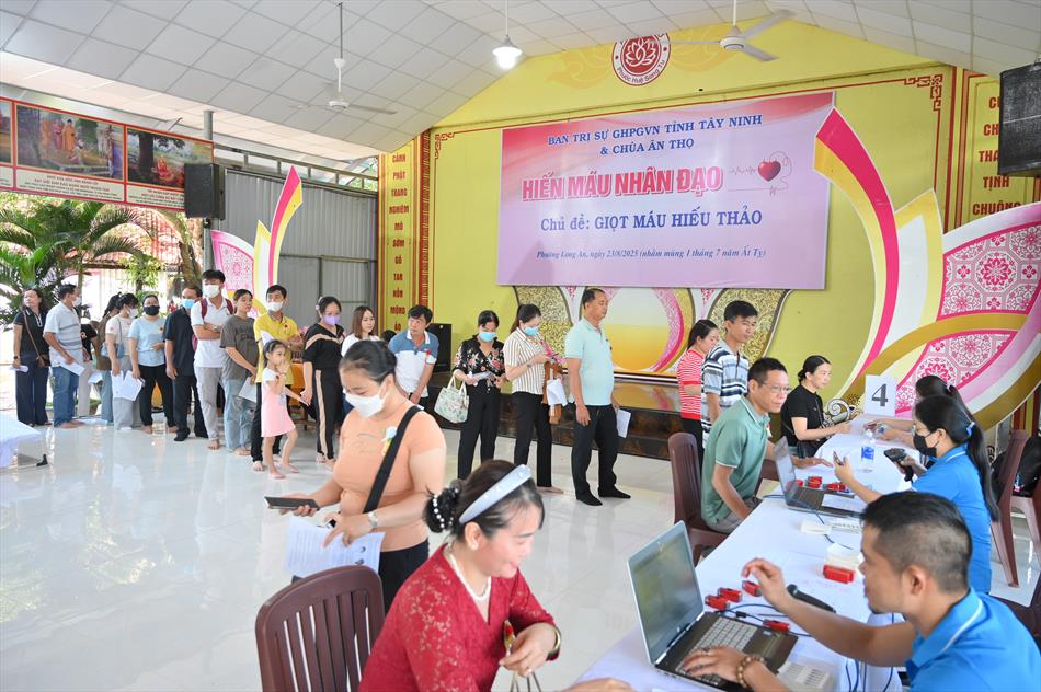 5 KHÔNG GIAN LẤY MÁU - CHỜ ĐẾN LƯỢT 5 KHÔNG GIAN LẤY MÁU - CHỜ ĐẾN LƯỢT