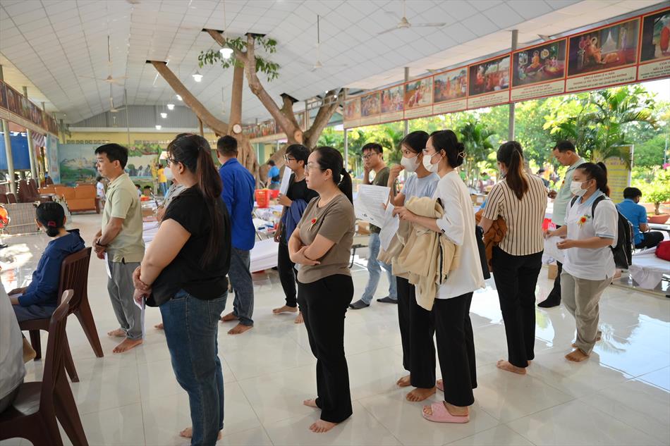 5 KHÔNG GIAN LẤY MÁU - CHỜ ĐẾN LƯỢT 5 KHÔNG GIAN LẤY MÁU - CHỜ ĐẾN LƯỢT